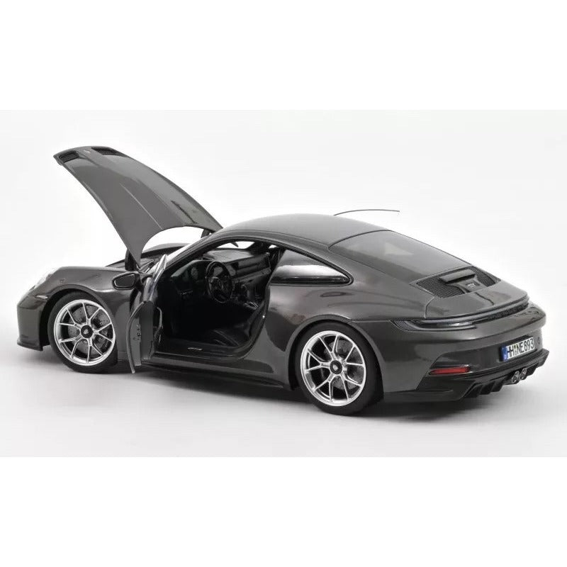 Porsche 911 992 GT3 Touring 1:18