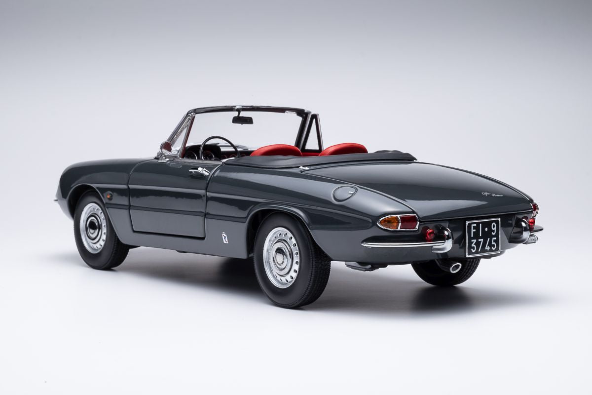 Alfa Romeo 1600 1:18
