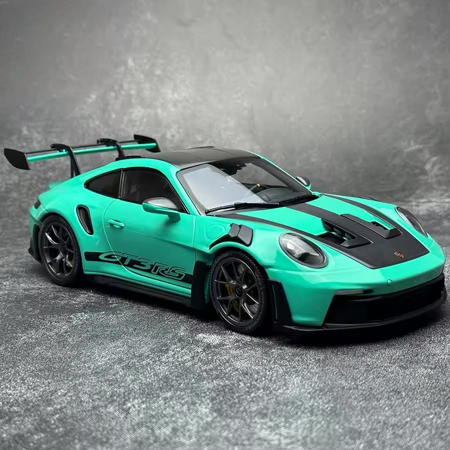 Porsche 911 (992) GT3 RS 1:18