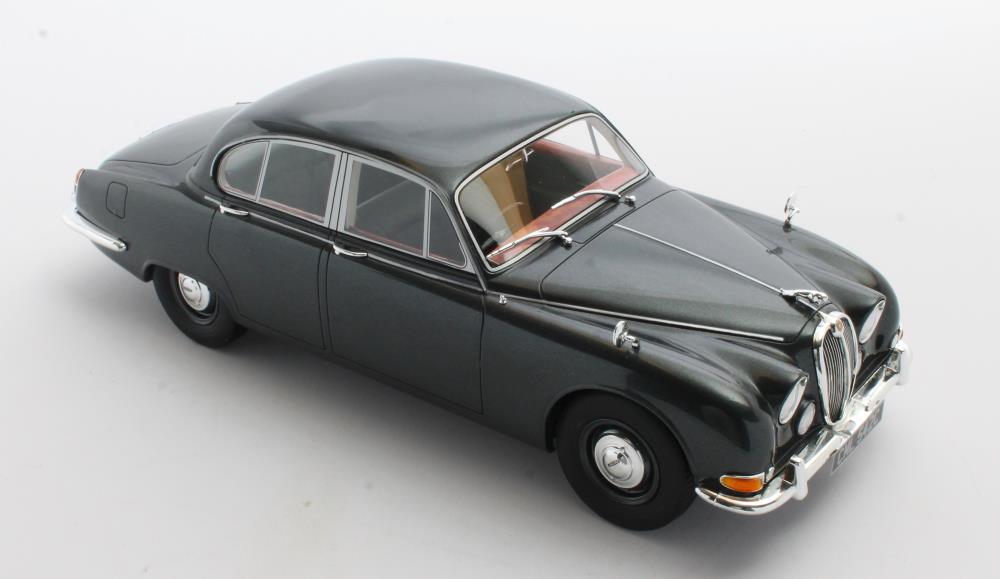 Jaguar S-Type 1:18