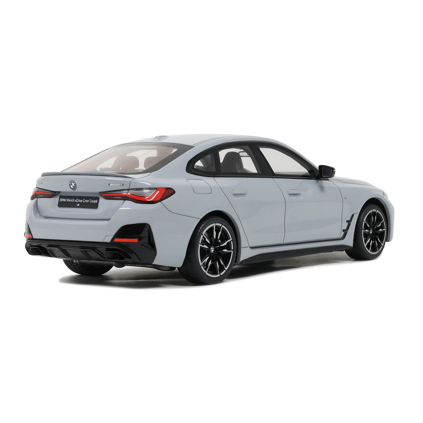 BMW M440I X DRIVE 1:18