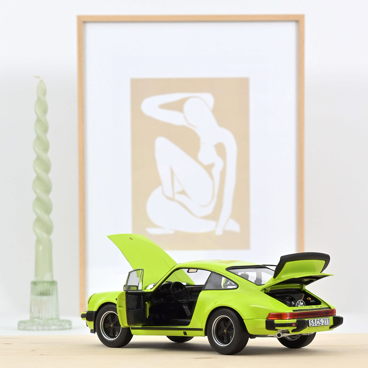 Porsche 911 turbo 3,0 1976 1:18