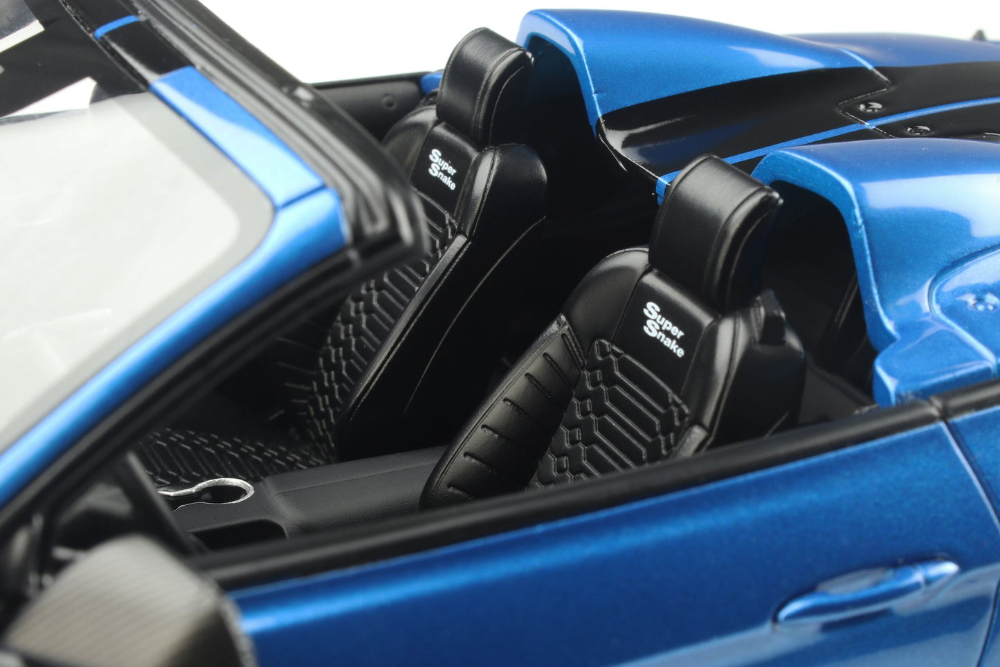 Ford Mustang Shelby 2022 1:18