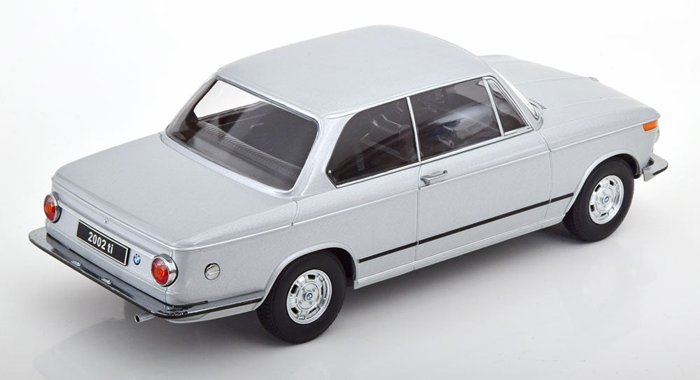 BMW 2002 ti 1.Serie 1971 1:18
