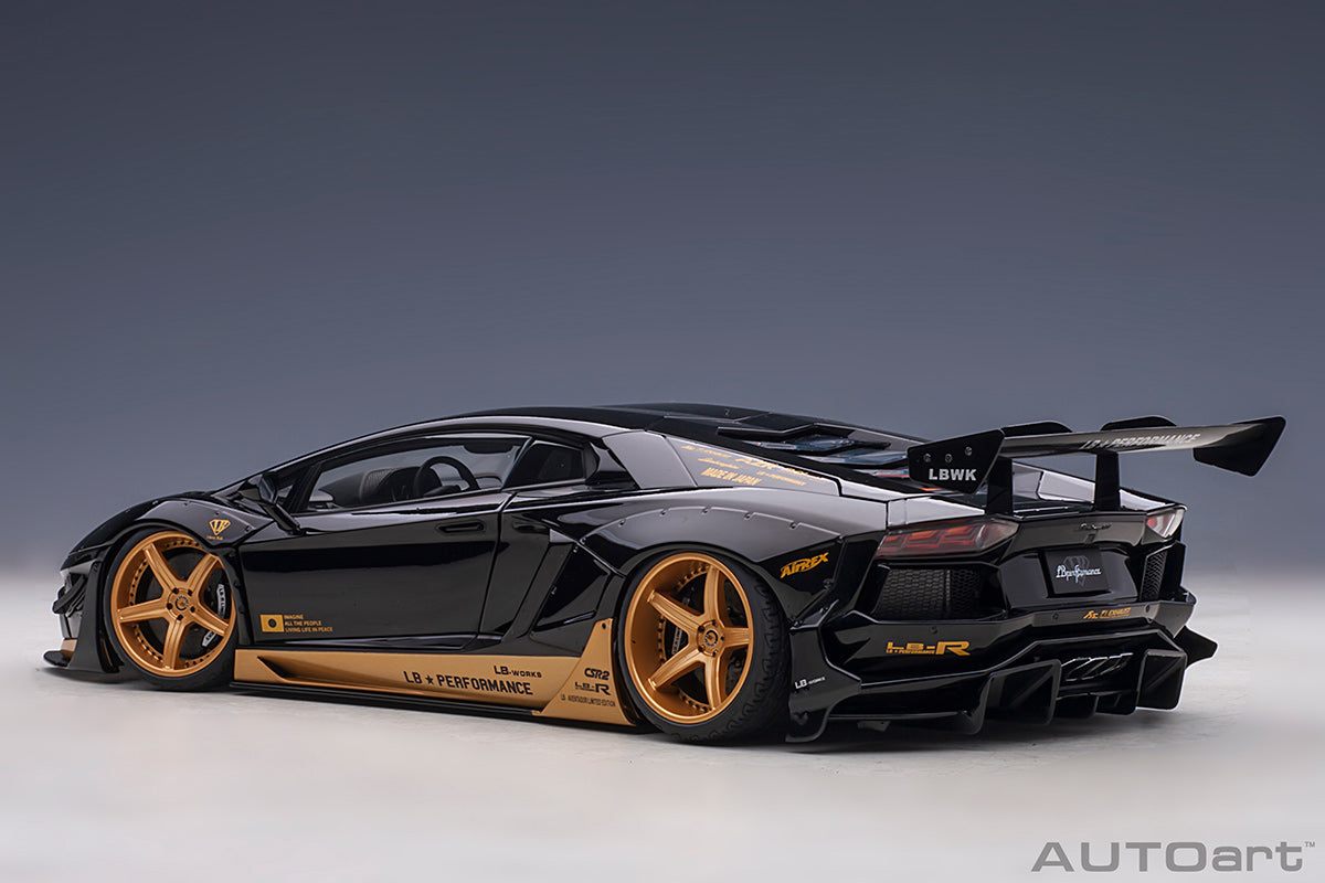 Lamborghini Aventador Liberty Walk LB-Works Limited Edition 1:18
