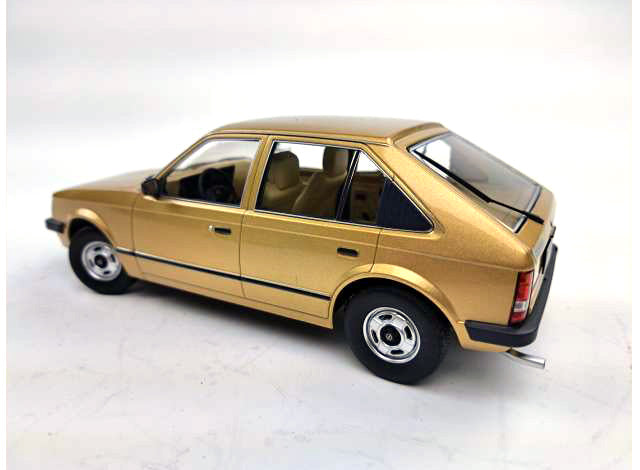 Opel Kadett 1984 D 1:18