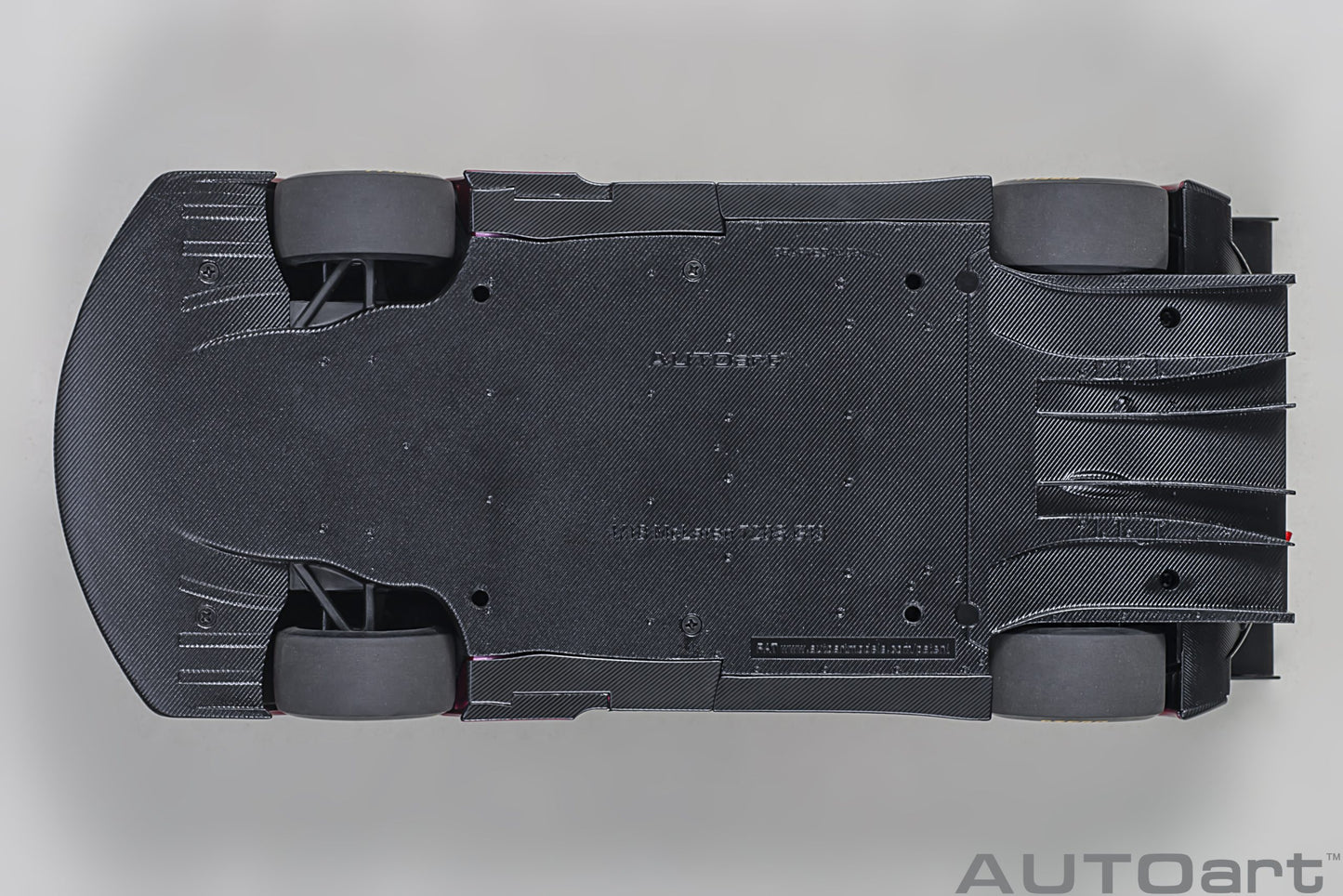McLAREN 720S GT3 1:18