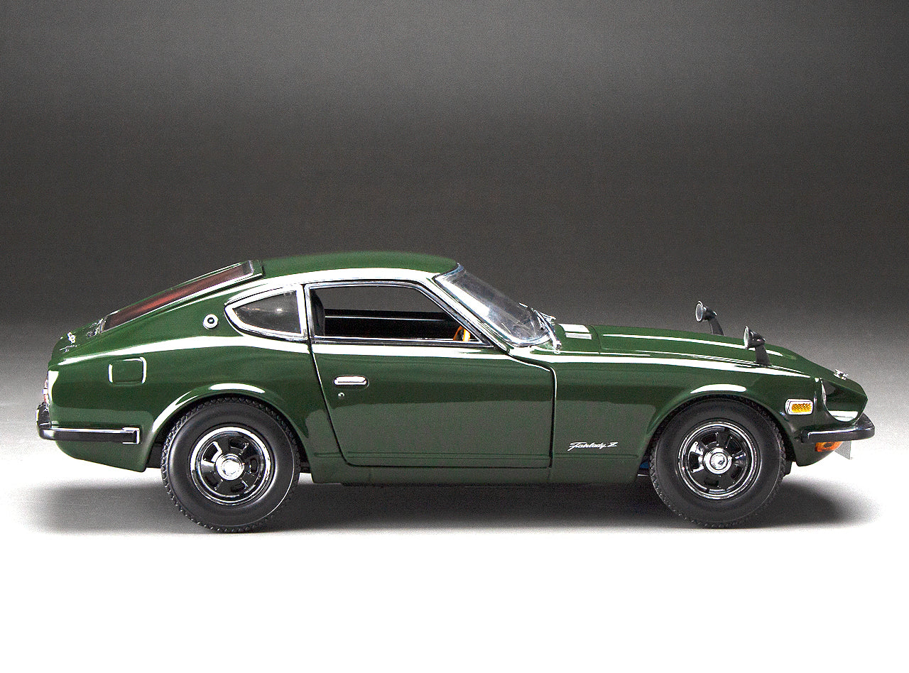 Nissan Datsun 240Z Fairlady Z (S30) 1:18