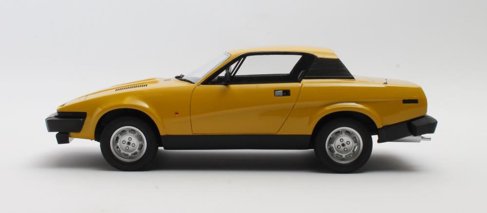 Triumph TR7 Coupe (1979-1982) 1:18