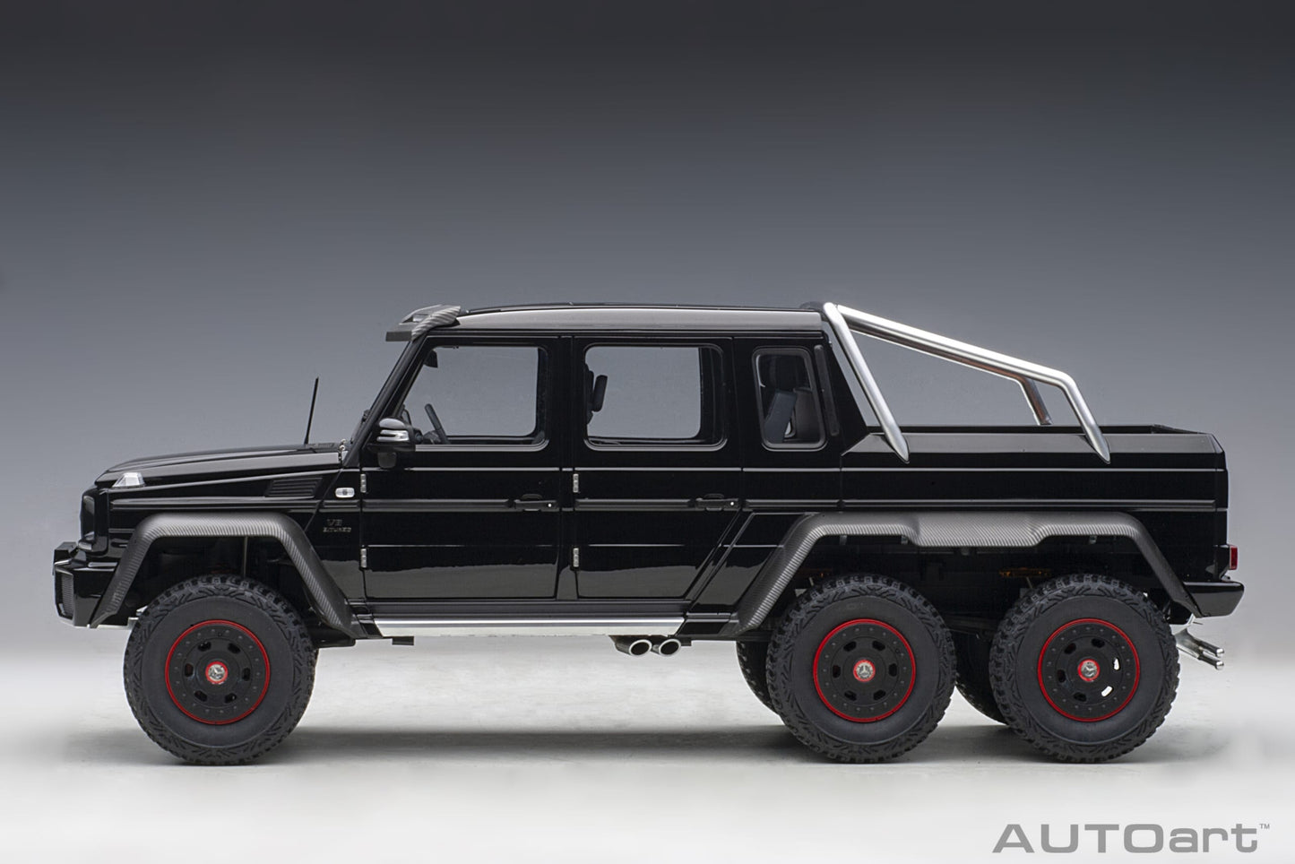 Mercedes G63 AMG 6x6 1:18