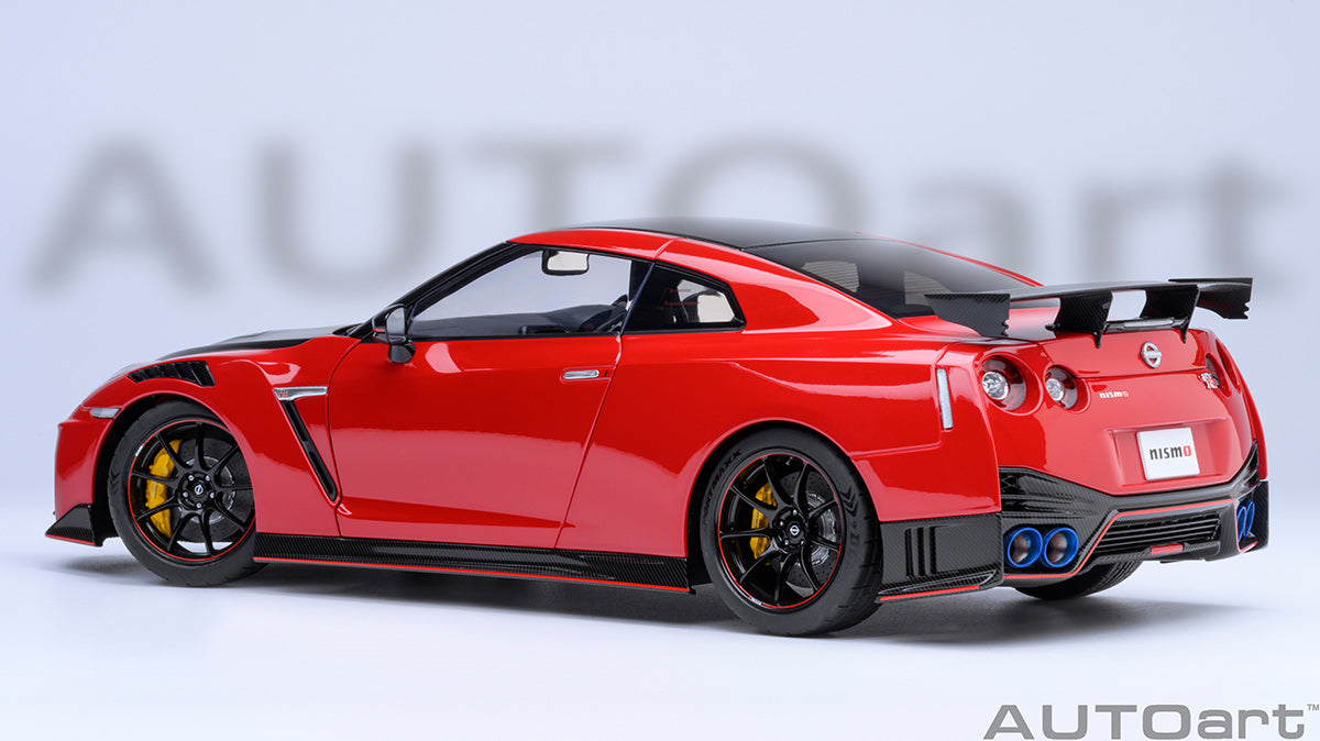 NISSAN GT-R (R35) NISMO 2022 1:18