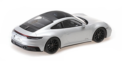PORSCHE 911 CARRERA 4 GTS 2020 1:18