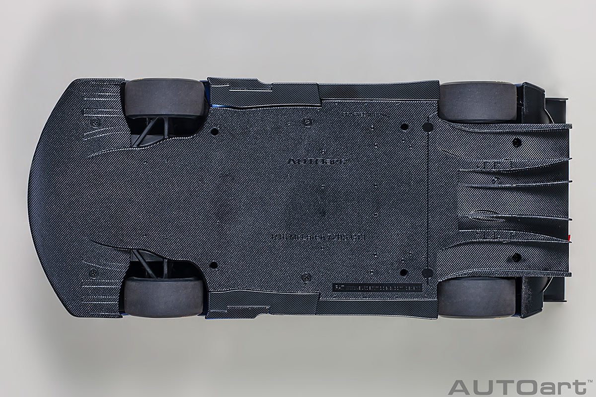 McLAREN 720S GT3 1:18