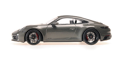 PORSCHE 911 CARRERA 4 GTS 2020 1:18