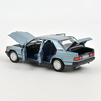 Mercedes-Benz E-Class 190E W201 1984 1:18