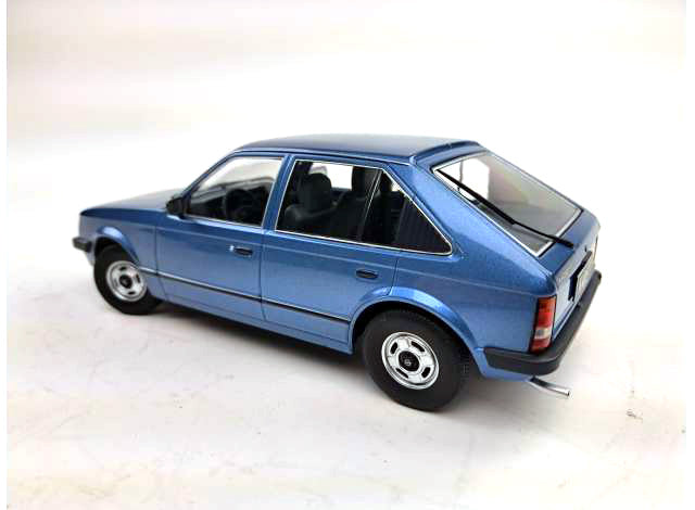 Opel Kadett 1984 D 1:18
