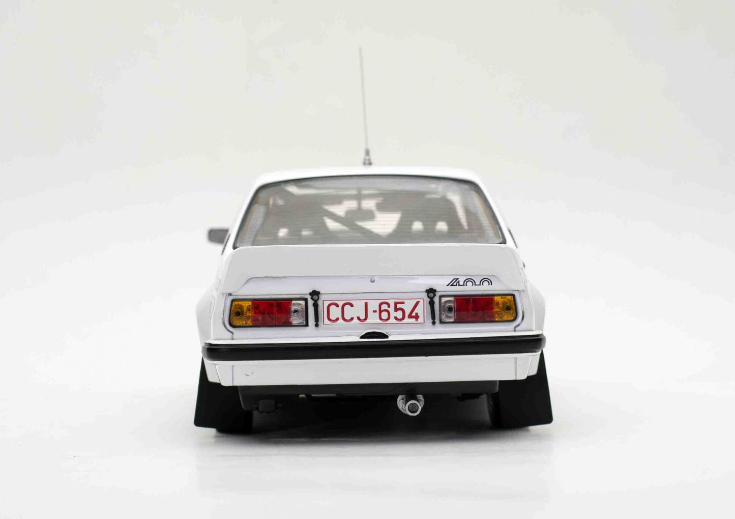 Opel Ascona 400 #8 G.Colsoul/A.Lopes 1981 1:18