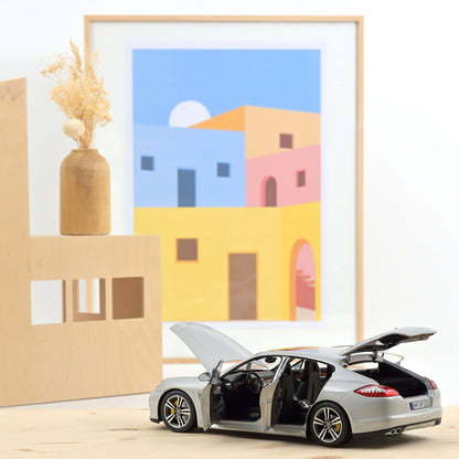 Porsche Panamera Turbo 2009 1:18