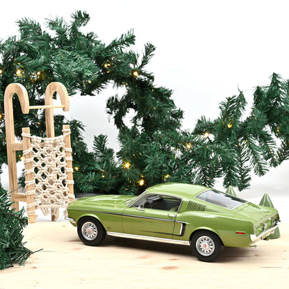 Ford Mustang Fastback GT 1968 1:12