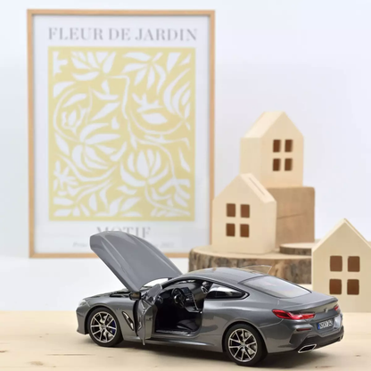 BMW M850i 2019 1:18