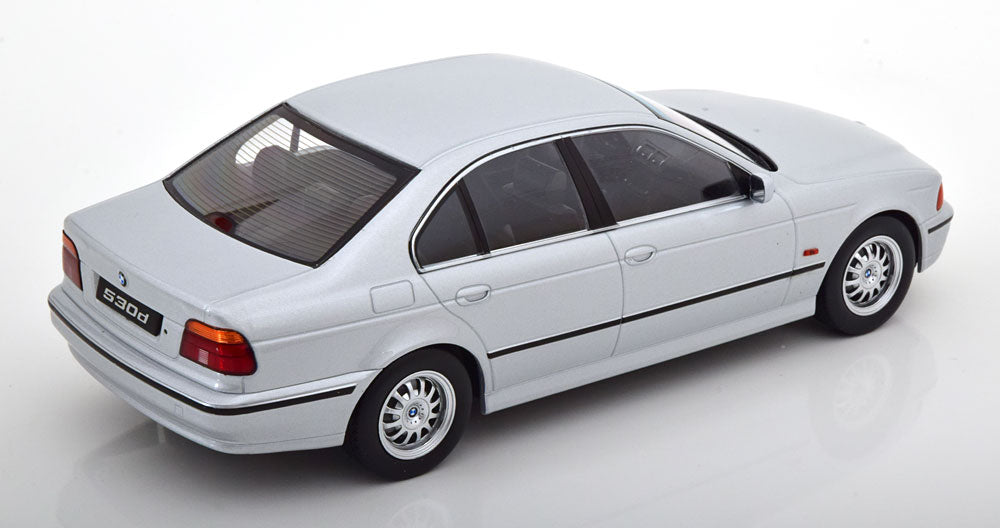 BMW 530d E39 Limousine 1995 1:18