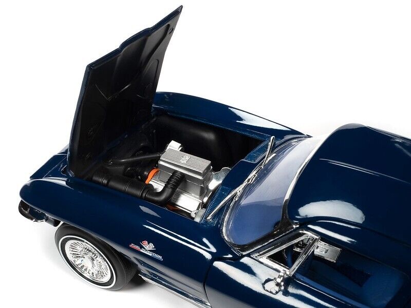 Chevrolet Corvette 1963 1:18