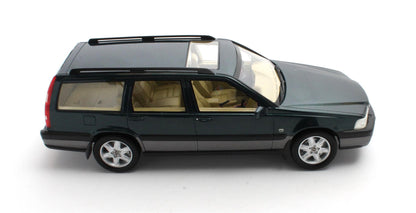 Volvo V70 XC 1:18