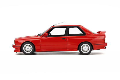 BMW M3 E30 (1986) 1:18