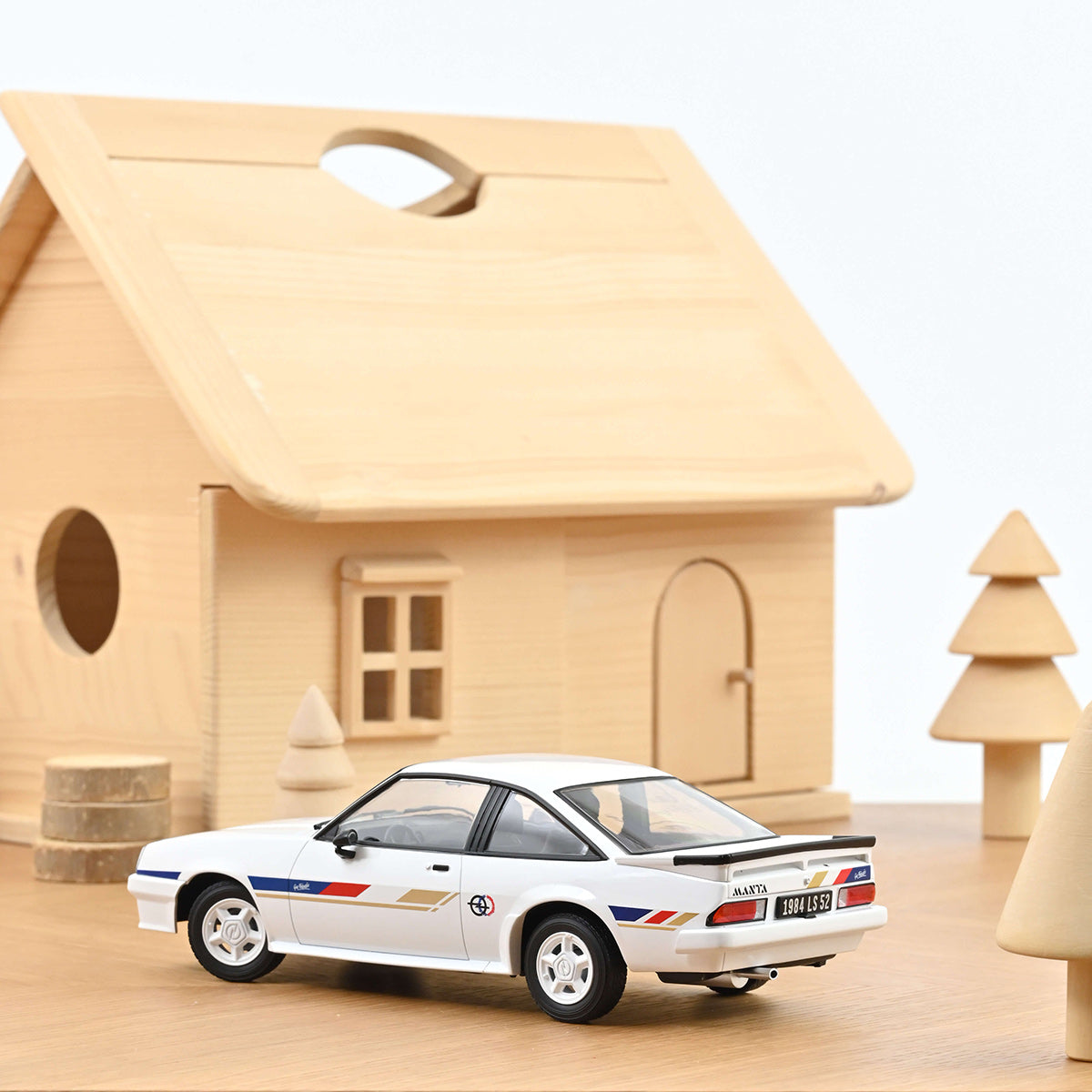 Opel Manta Guy Frequelin 1984 1:18