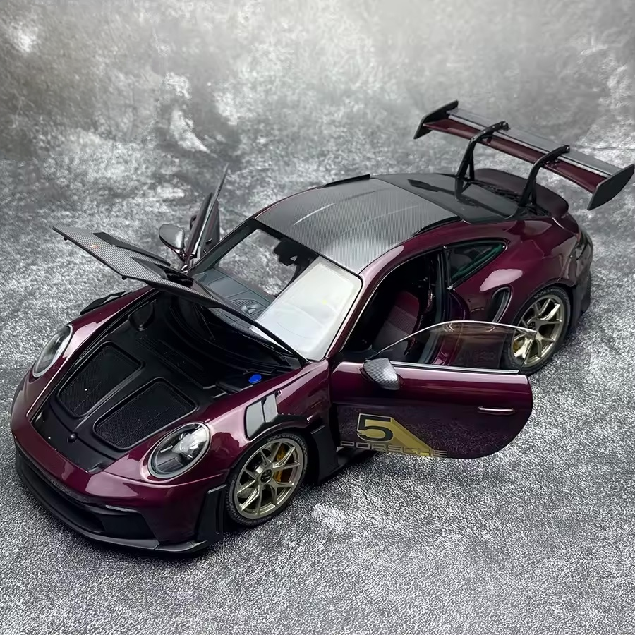 Porsche 911 (992) GT3 RS 1:18