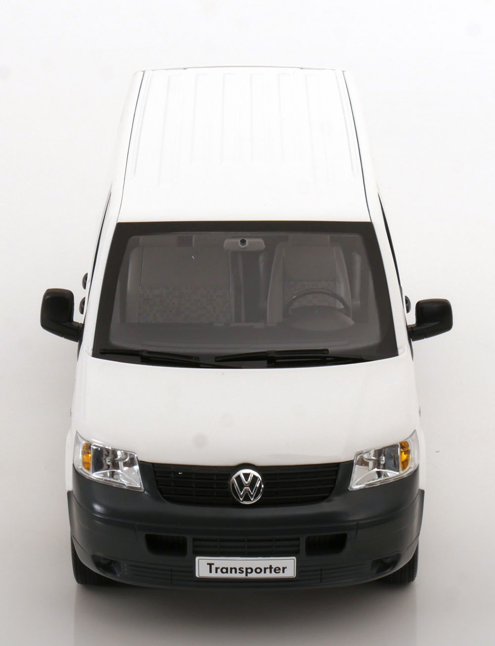 Volkswagen VW T5 Transporter 2003 1:18