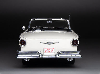 Ford Fairlane 500 Skyliner 1957 1:18