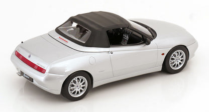 Alfa Romeo Spider 1:18