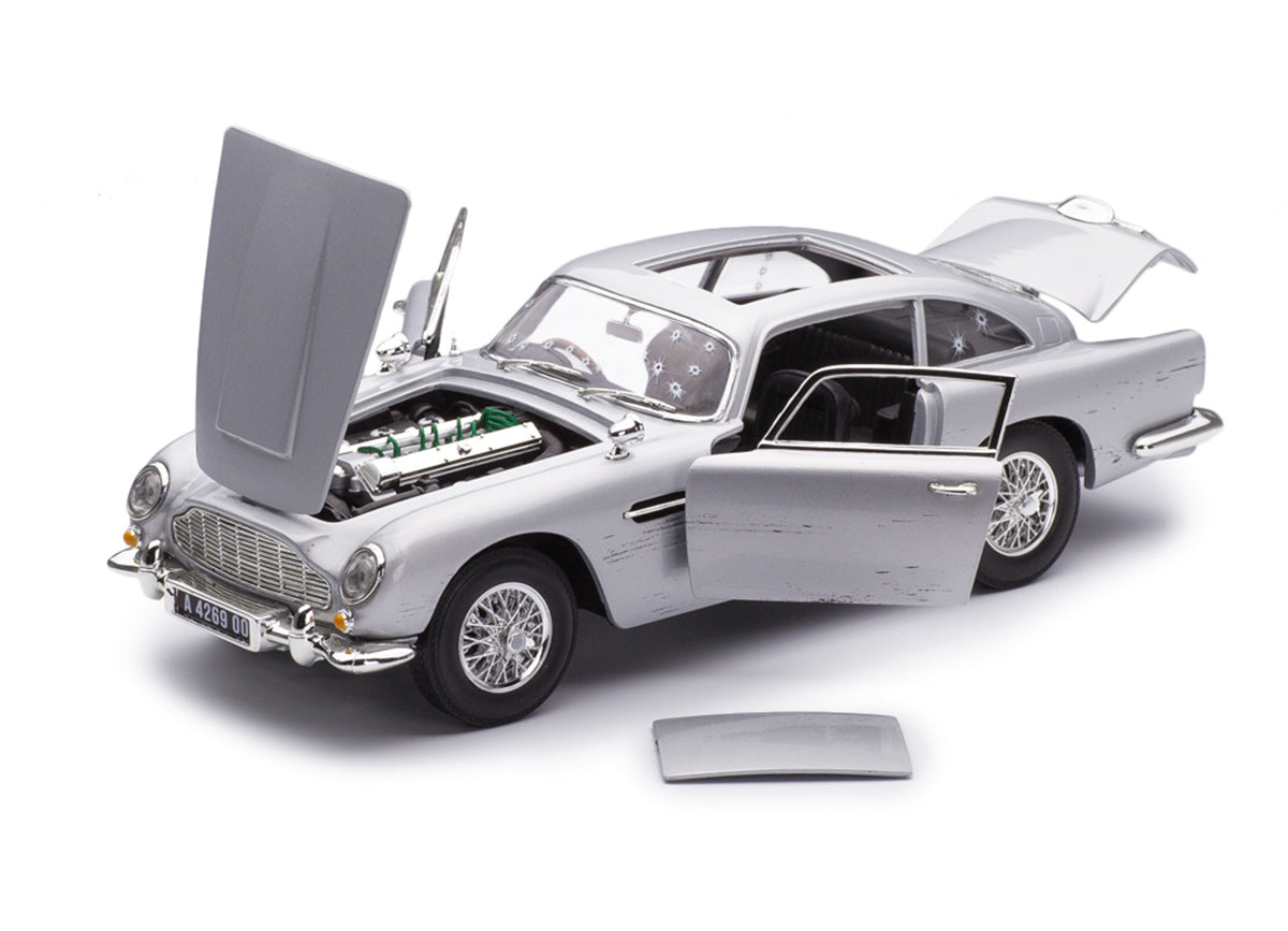 Aston Martin DB5 James Bond 007 1:18