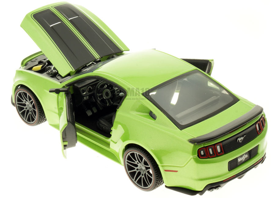 Ford Mustang Street Racer 2014 1:24