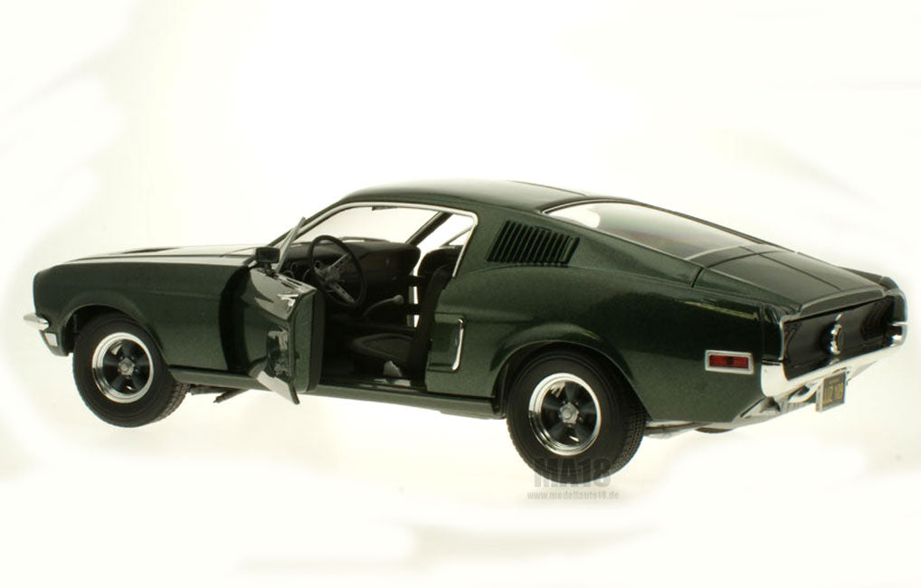 Ford Mustang GT Fastback 1968 1:18