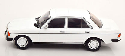 Mercedes 230E W123 1975 1:18