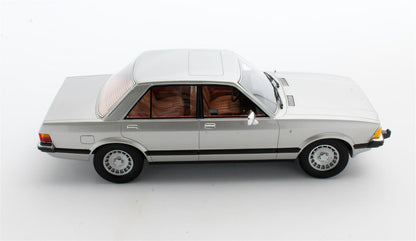 Ford Granada 2.8 Ghia Saloon 1978 1:18