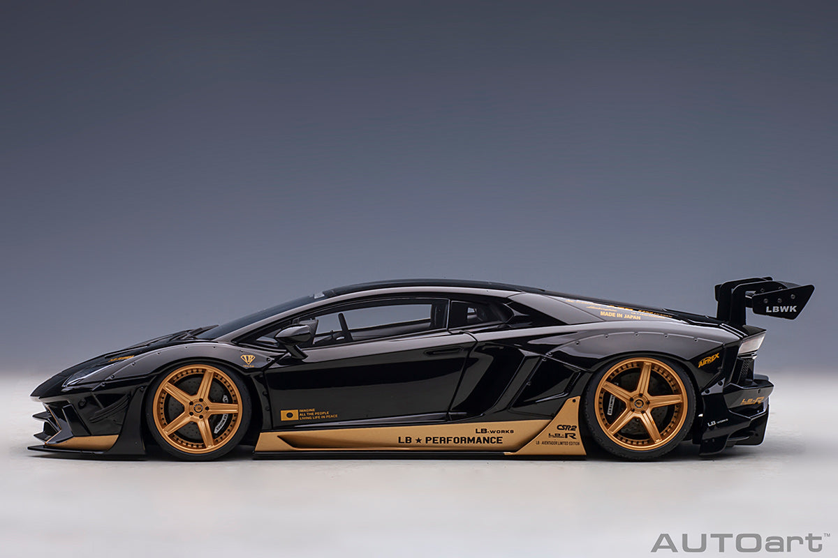 Lamborghini Aventador Liberty Walk LB-Works Limited Edition 1:18