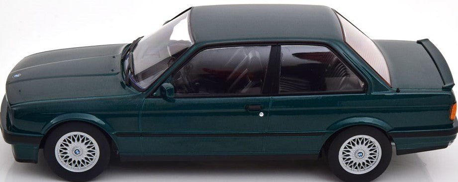 BMW 325i E30 M-Paket 1 1987 1:18