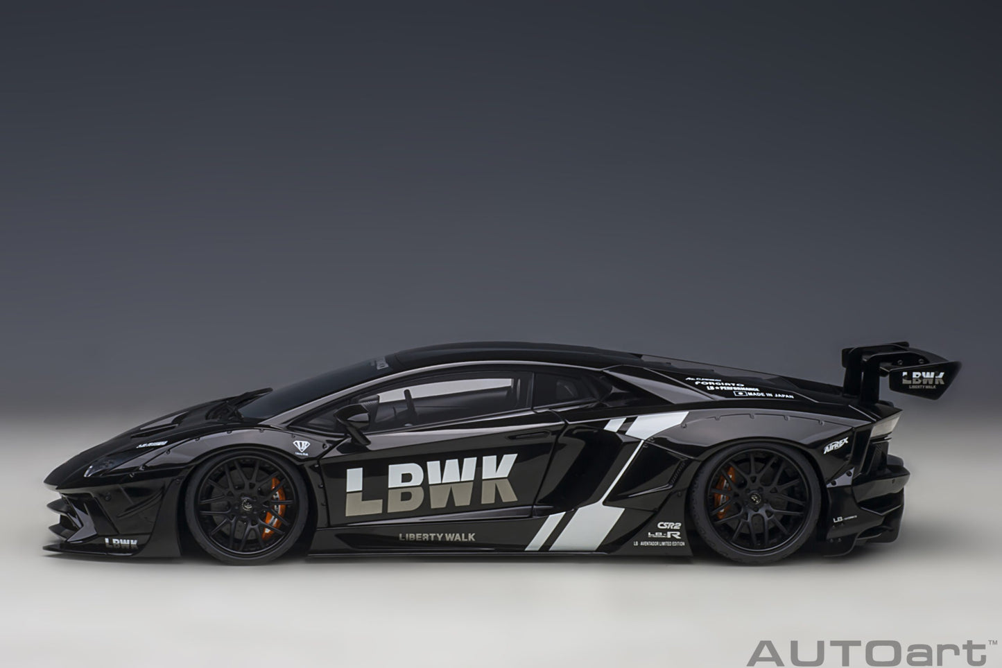 Lamborghini Aventador Liberty Walk LB WORKS Limited Edition 1:18
