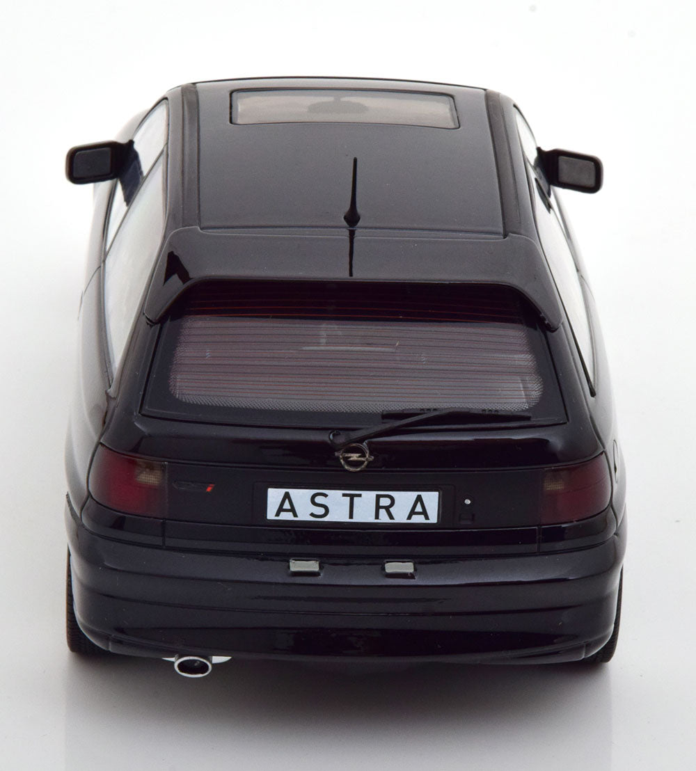 Opel Astra F GSi 1992 1:18