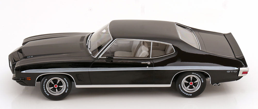 Pontiac LeMans GTO 1972 1:18