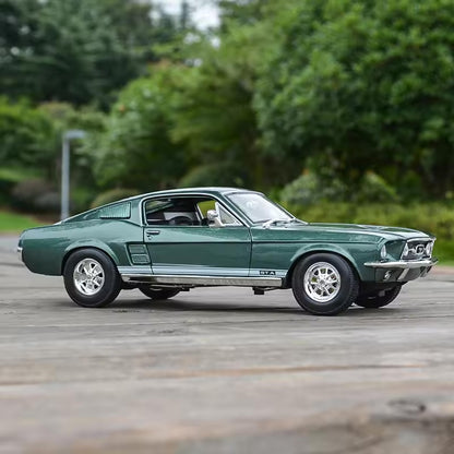 Ford Ford Mustang 1967 1:18