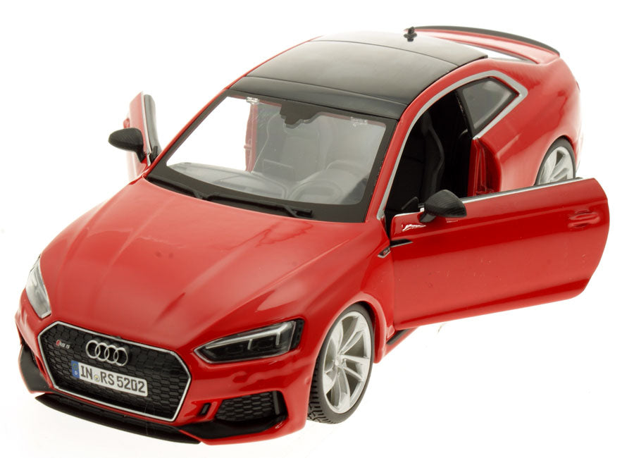 Audi RS5 1:24