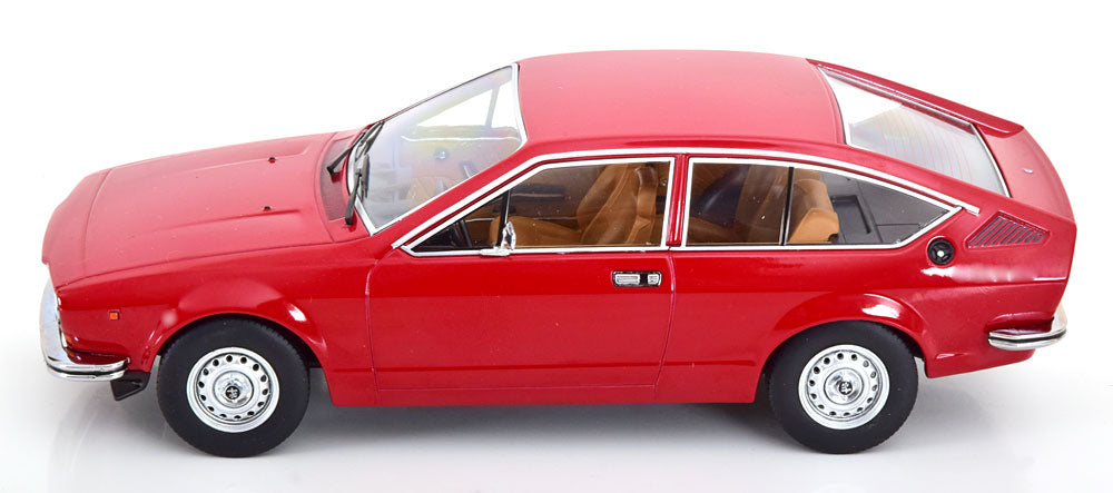 Alfa Romeo Alfetta 1:18
