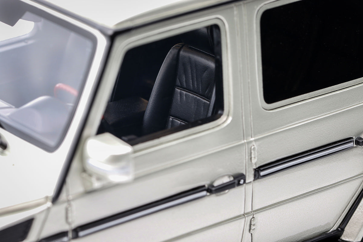 Mercedes G-Class 55 AMG 2003 1:18