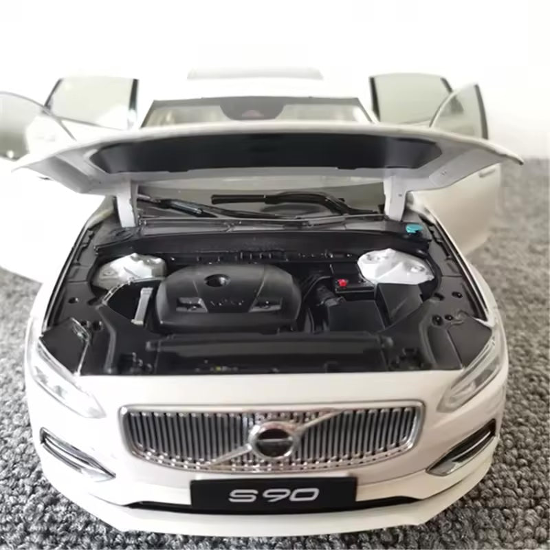 Volvo S90 1:18