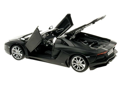 Lamborghini Aventador LP 700-4 Roadster 1:24