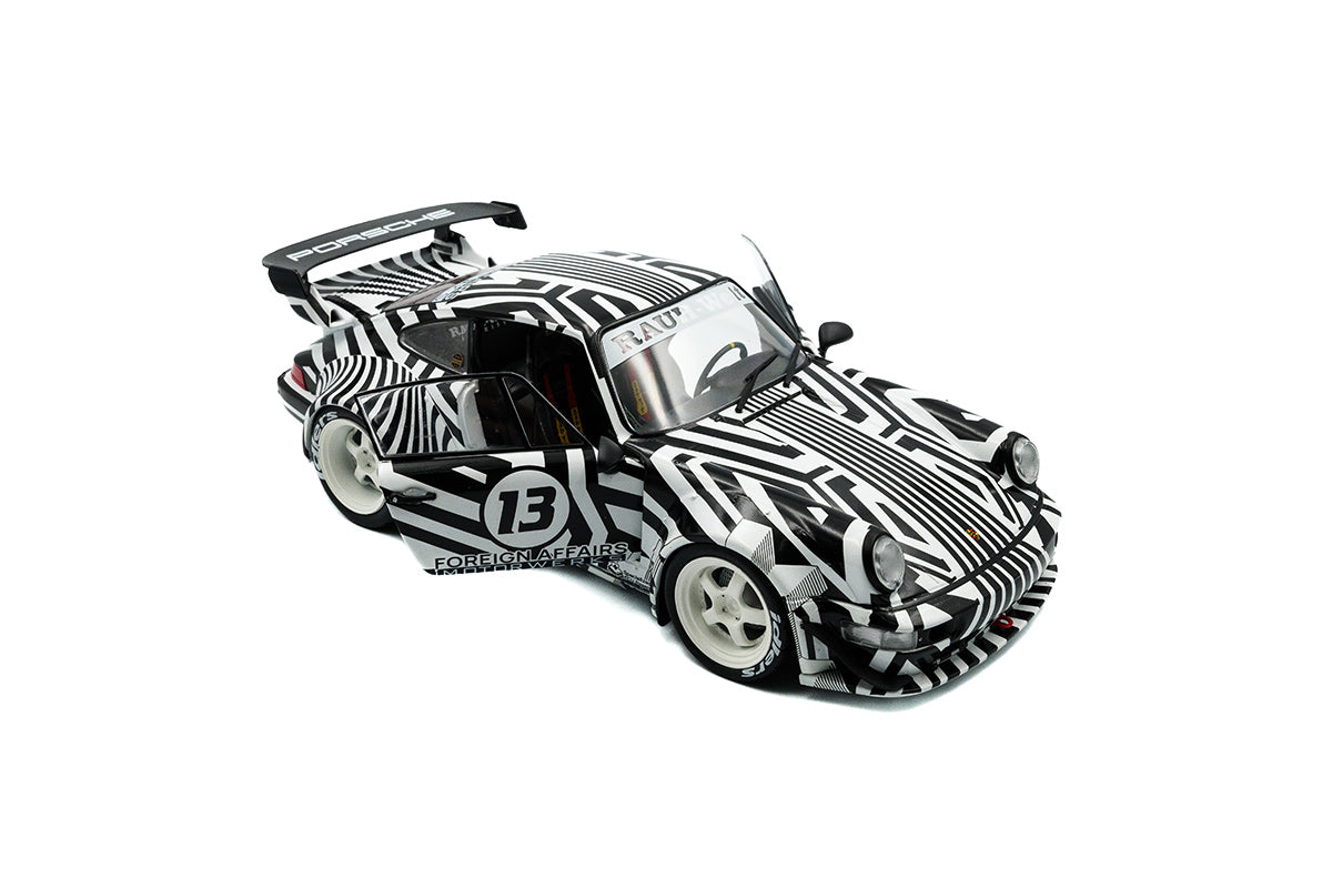 Porsche 911 THE ZEBRA 1:18